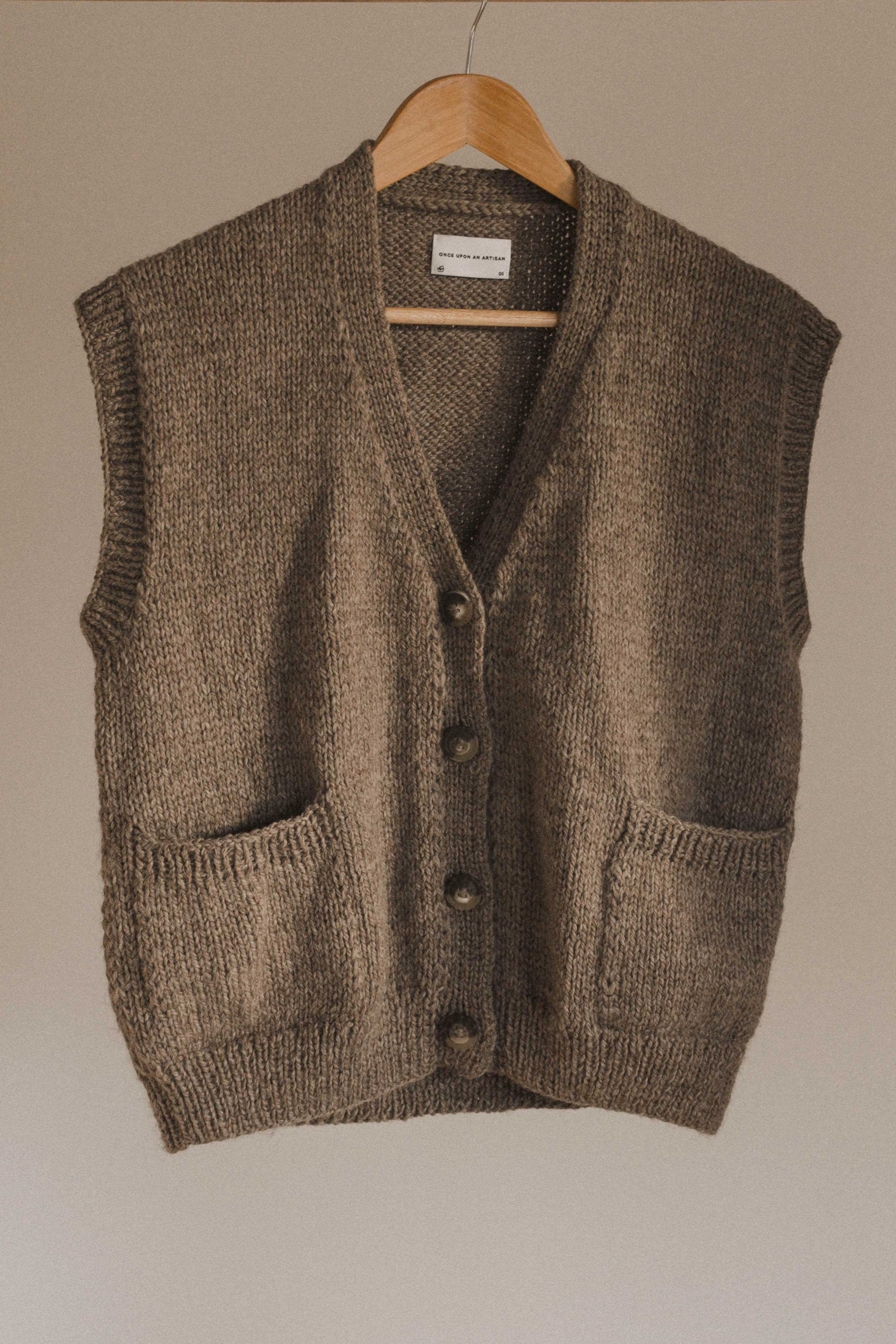 Charlie Andean Wool Vest - Mushroom