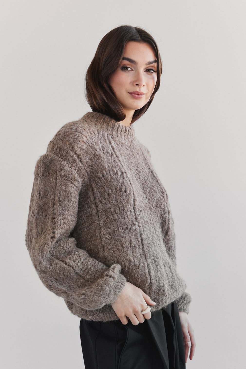 Ama Alpaca Jumper - Brown