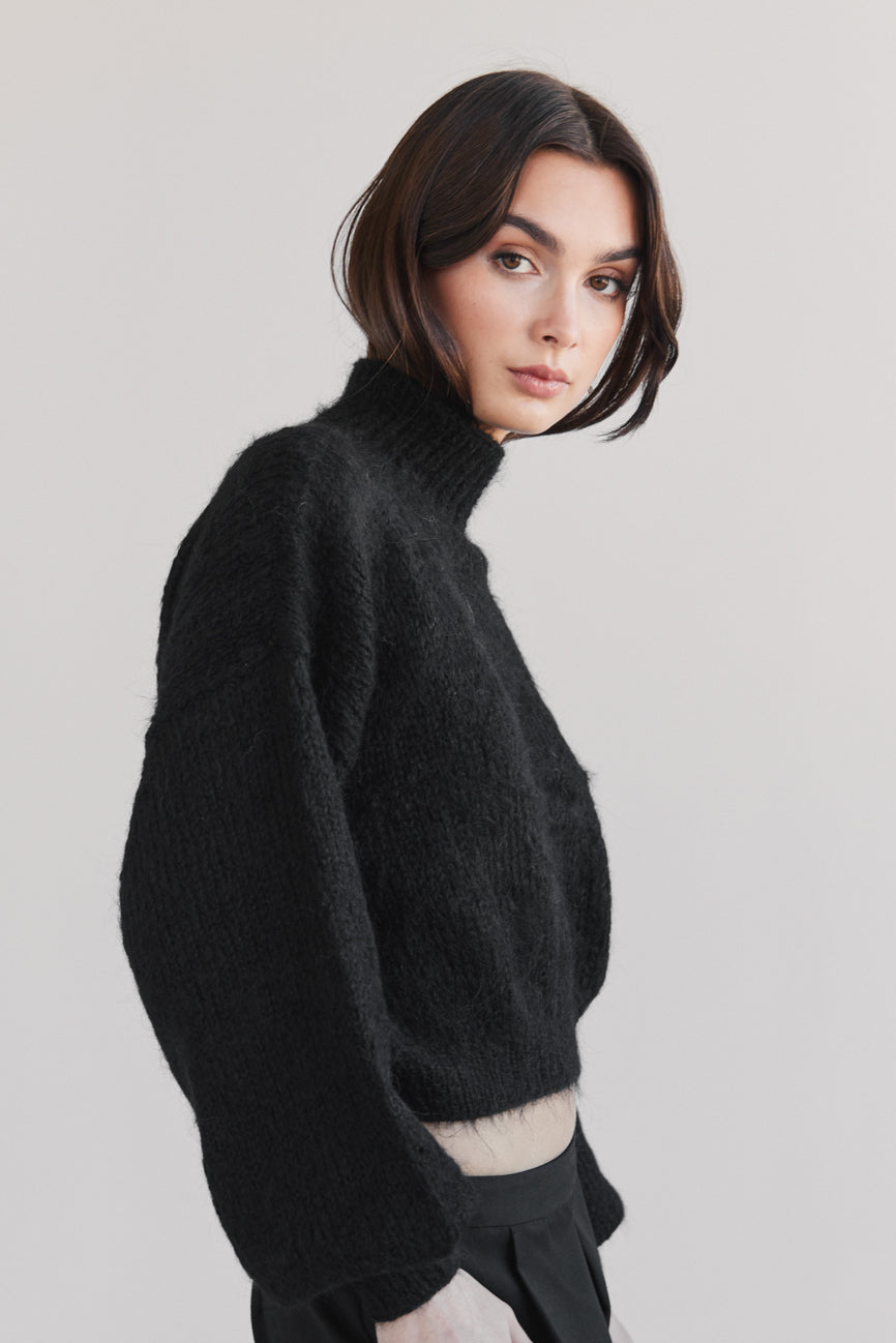 Suri Alpaca Crop - Black