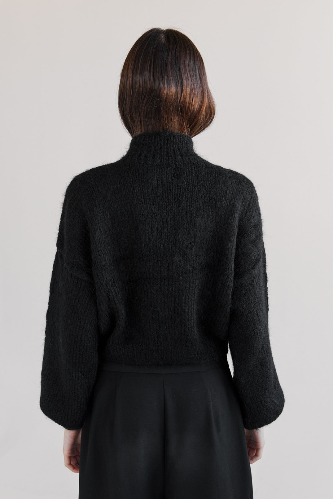 Suri Alpaca Crop - Black