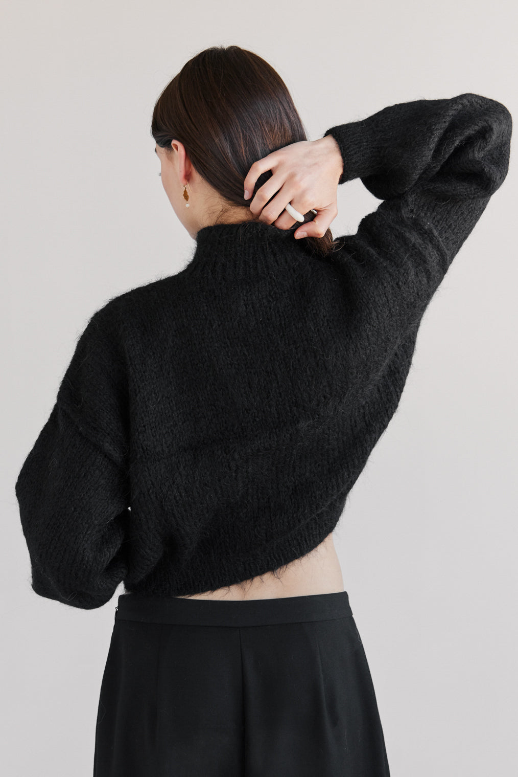Suri Alpaca Crop - Black