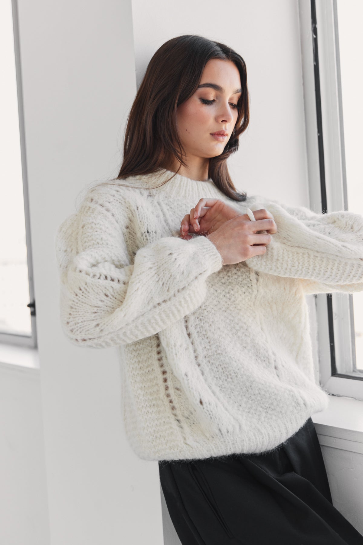 Ama Alpaca Jumper - Cream
