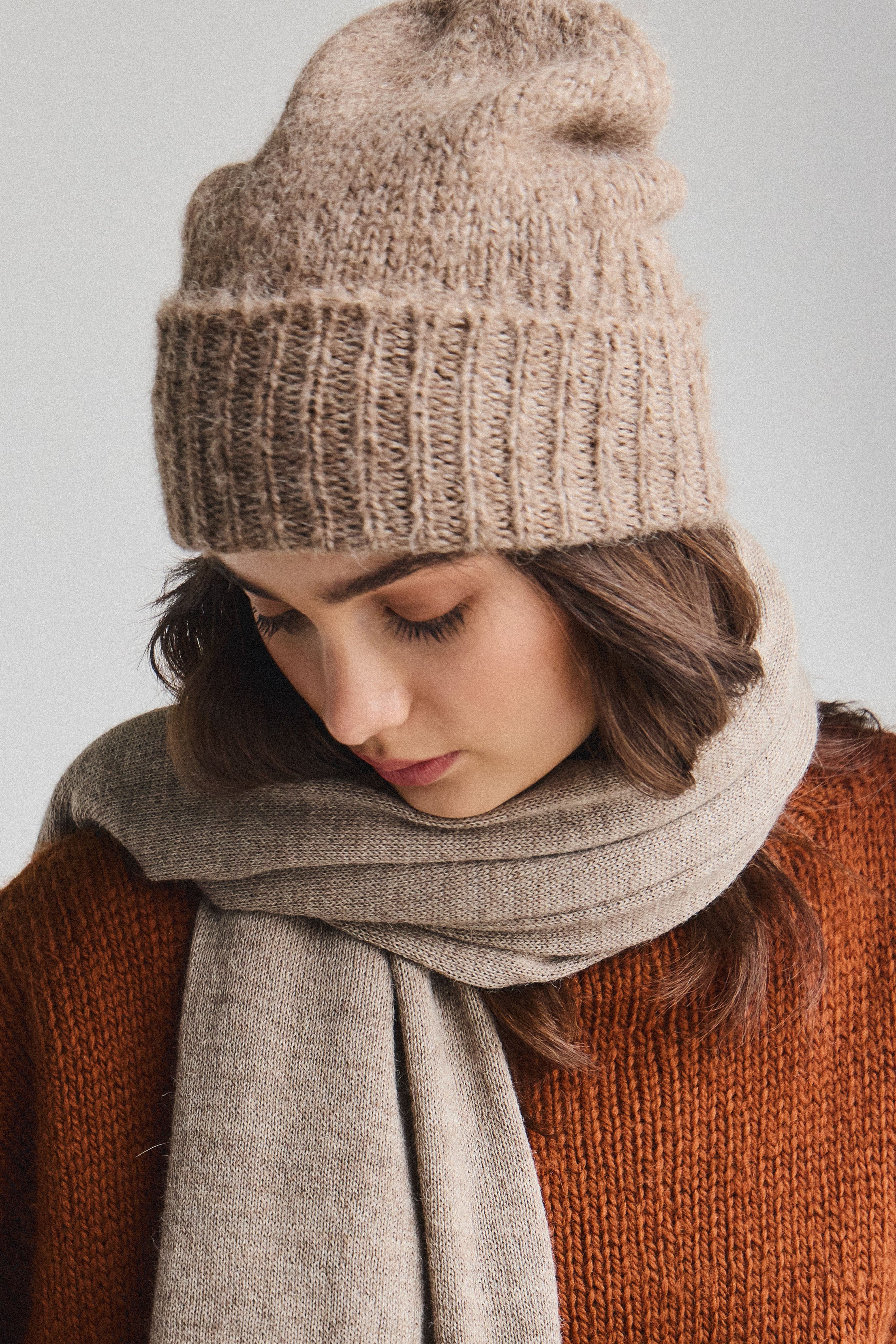 Suri Alpaca Beanie - Taupe