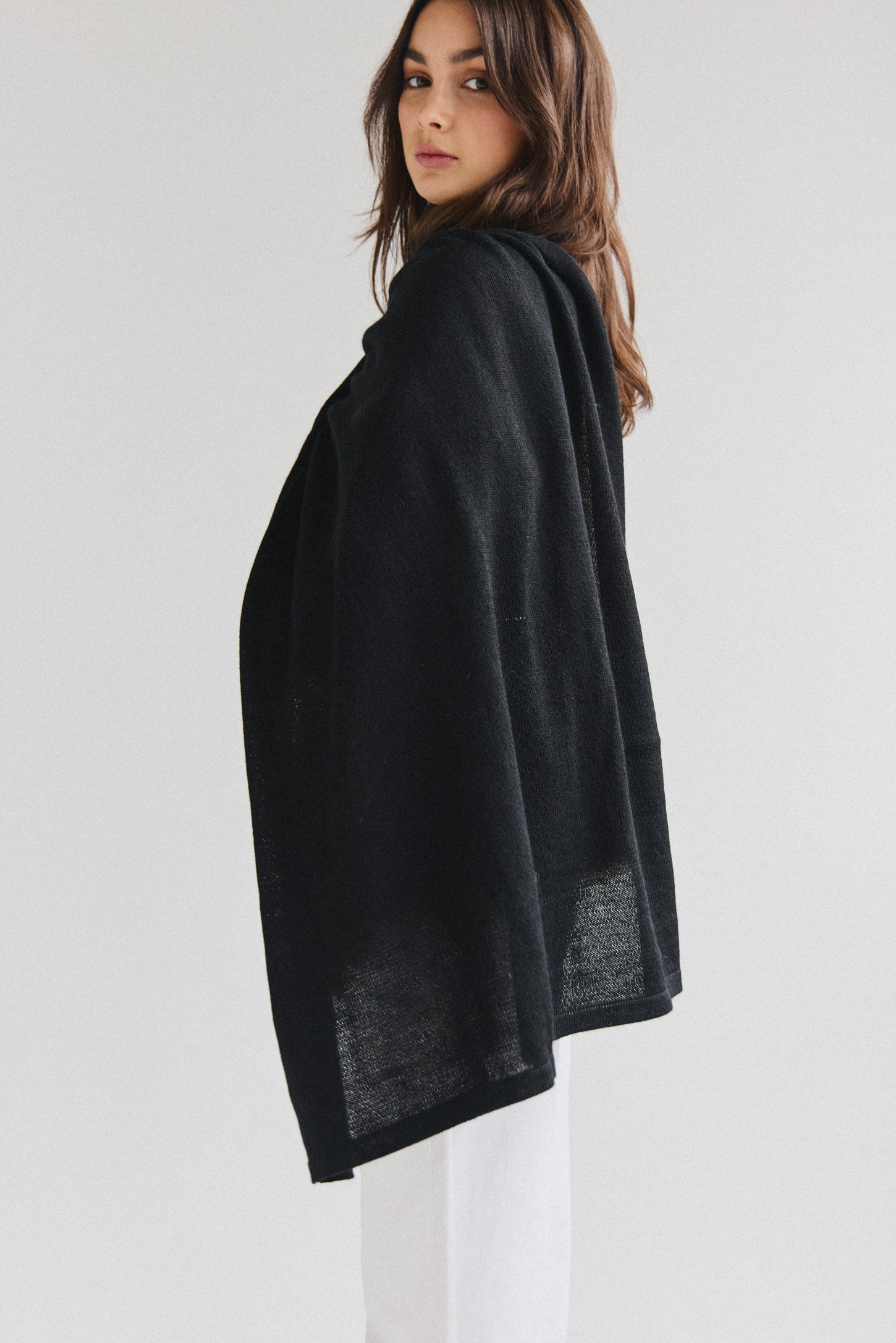 Ophelia Baby Alpaca Throw - Black