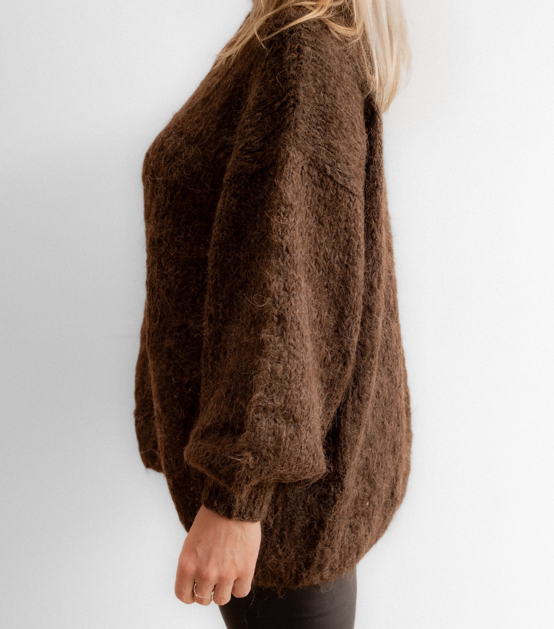NEW Nuna Knit - Chocolate
