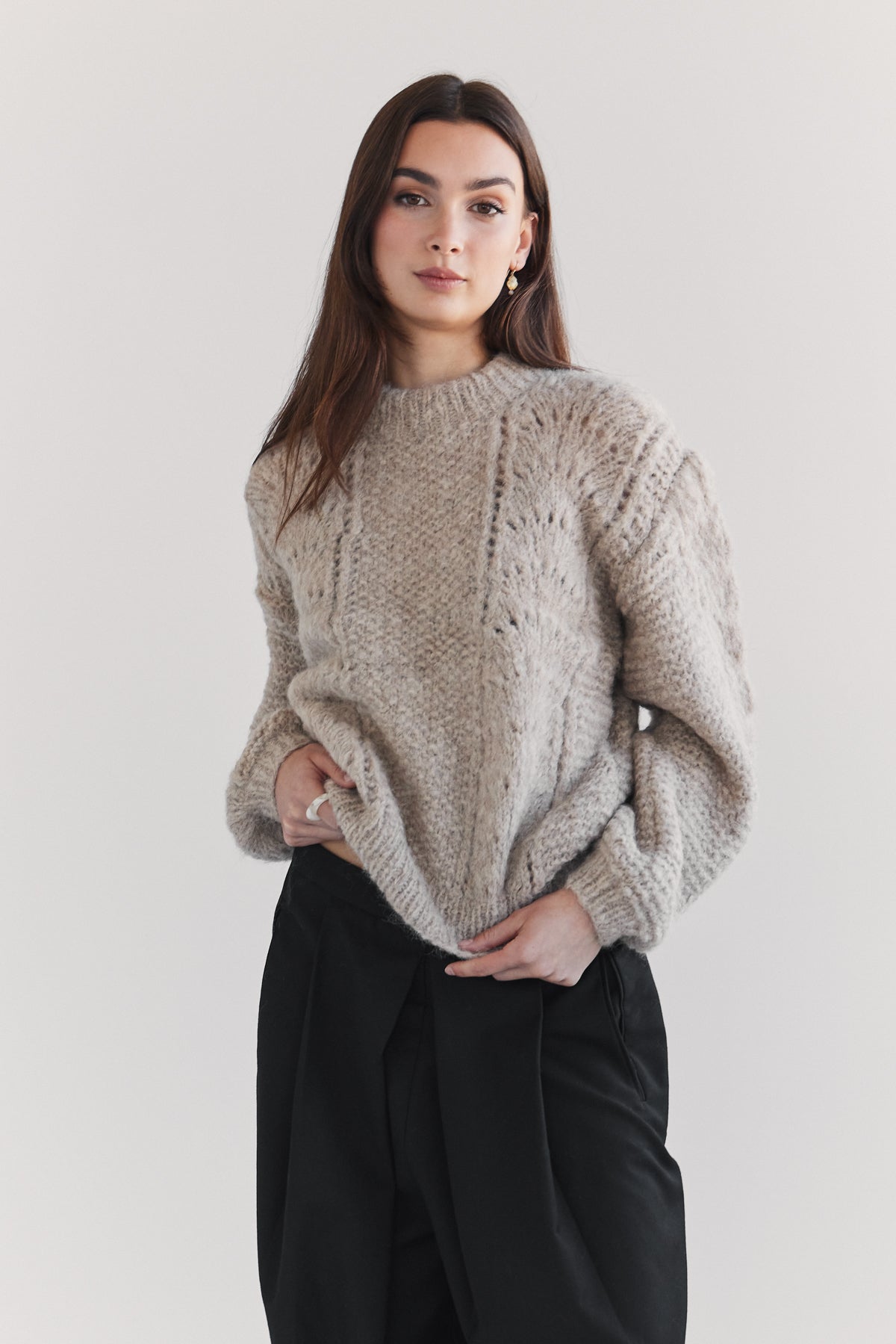 Ama Alpaca Jumper - Beige