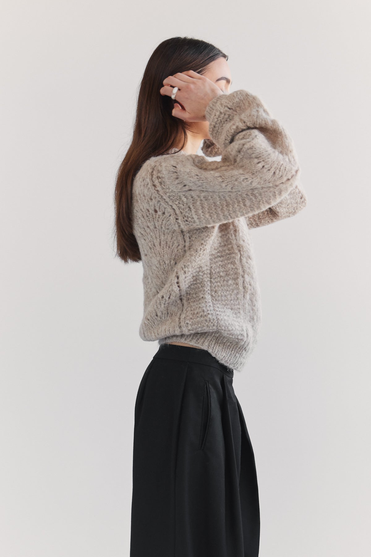 Ama Alpaca Jumper - Beige
