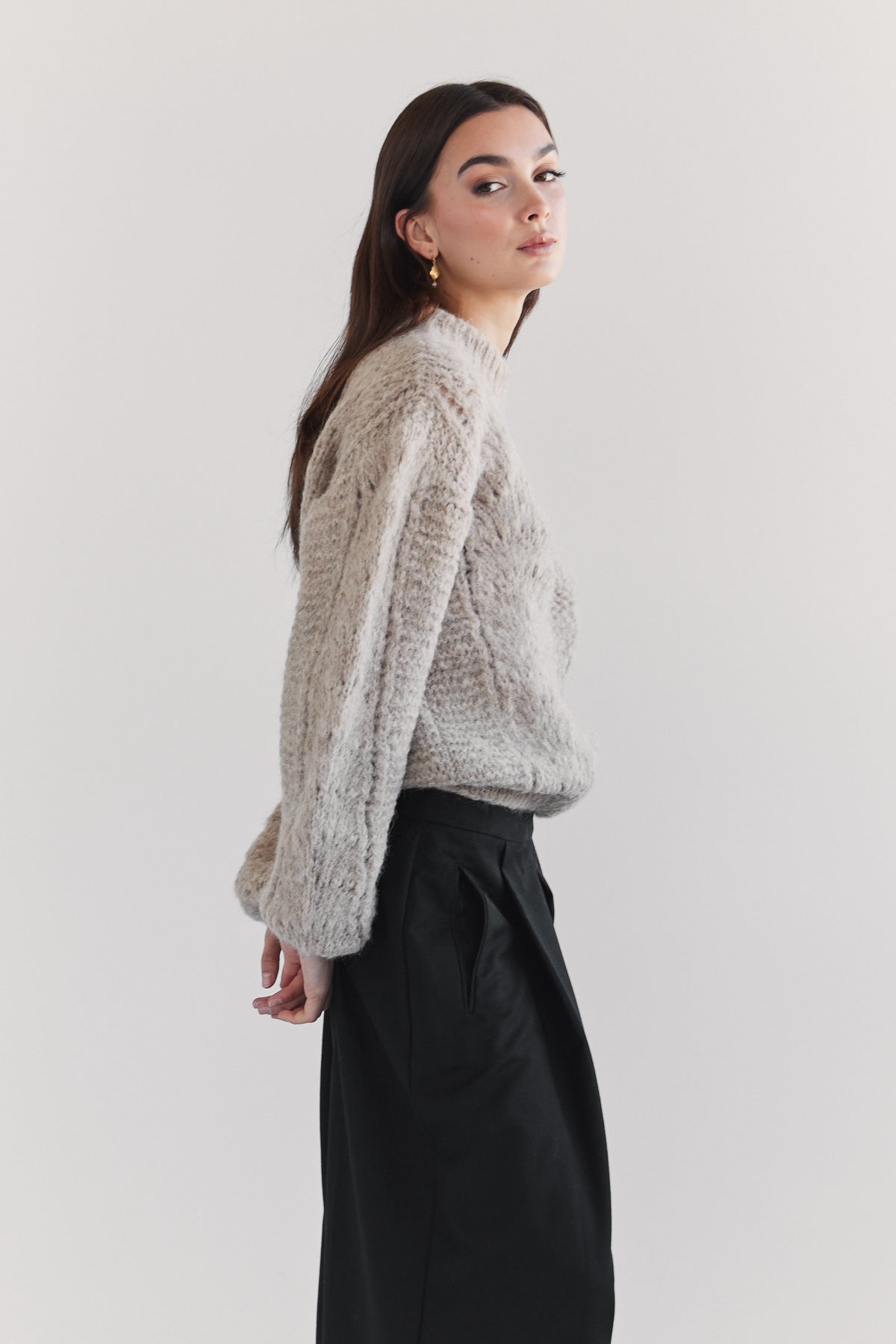 Ama Alpaca Jumper - Beige