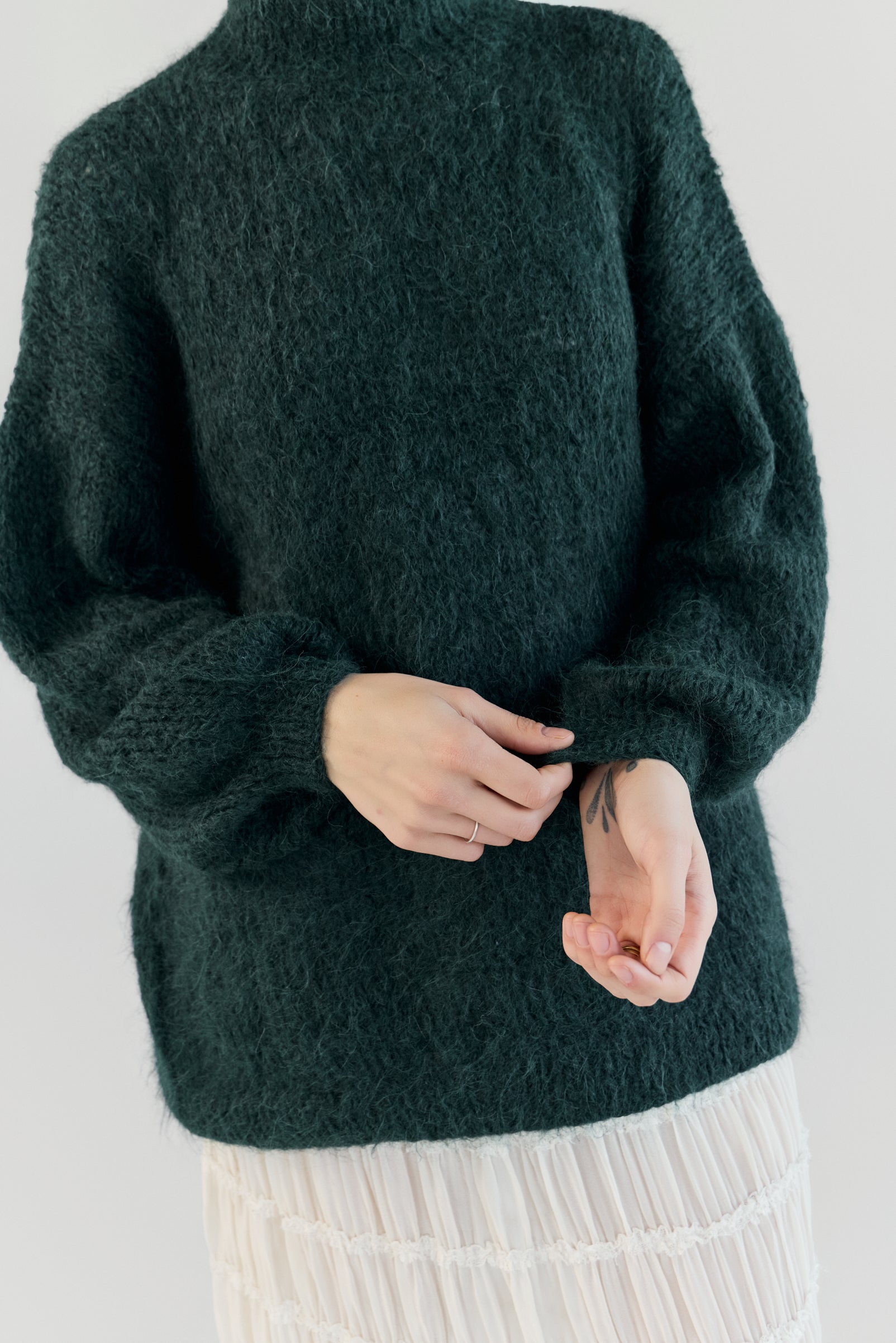 NEW Nuna Knit - Deep green